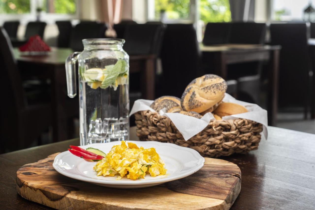 Bed & Breakfast Lawendowy Dworek *