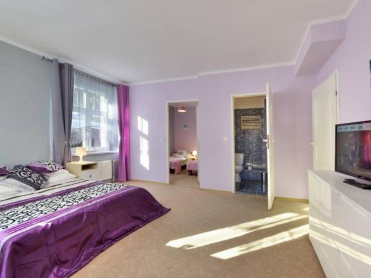 Lawendowy Dworek Bed & Breakfast
