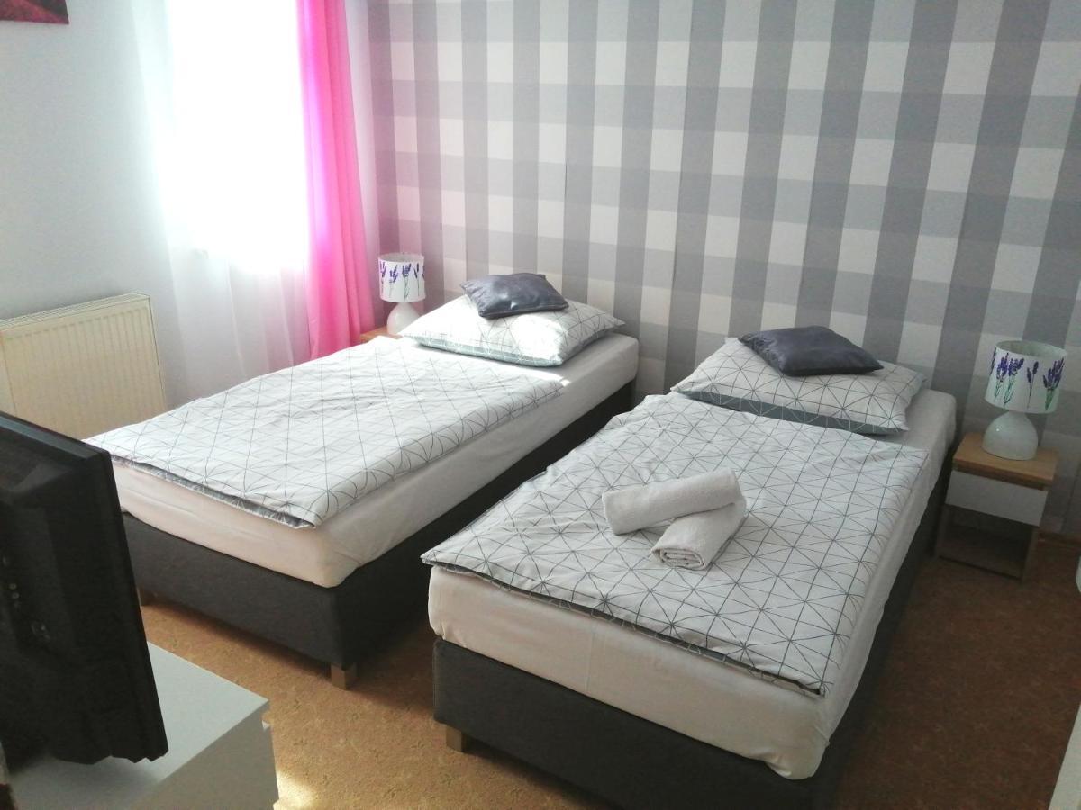 Bed & Breakfast Lawendowy Dworek