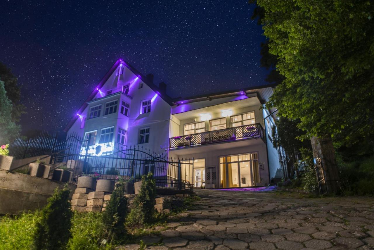 Lawendowy Dworek Bed and breakfast