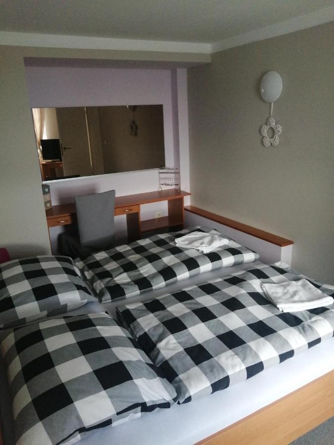 Lawendowy Dworek Bed and breakfast